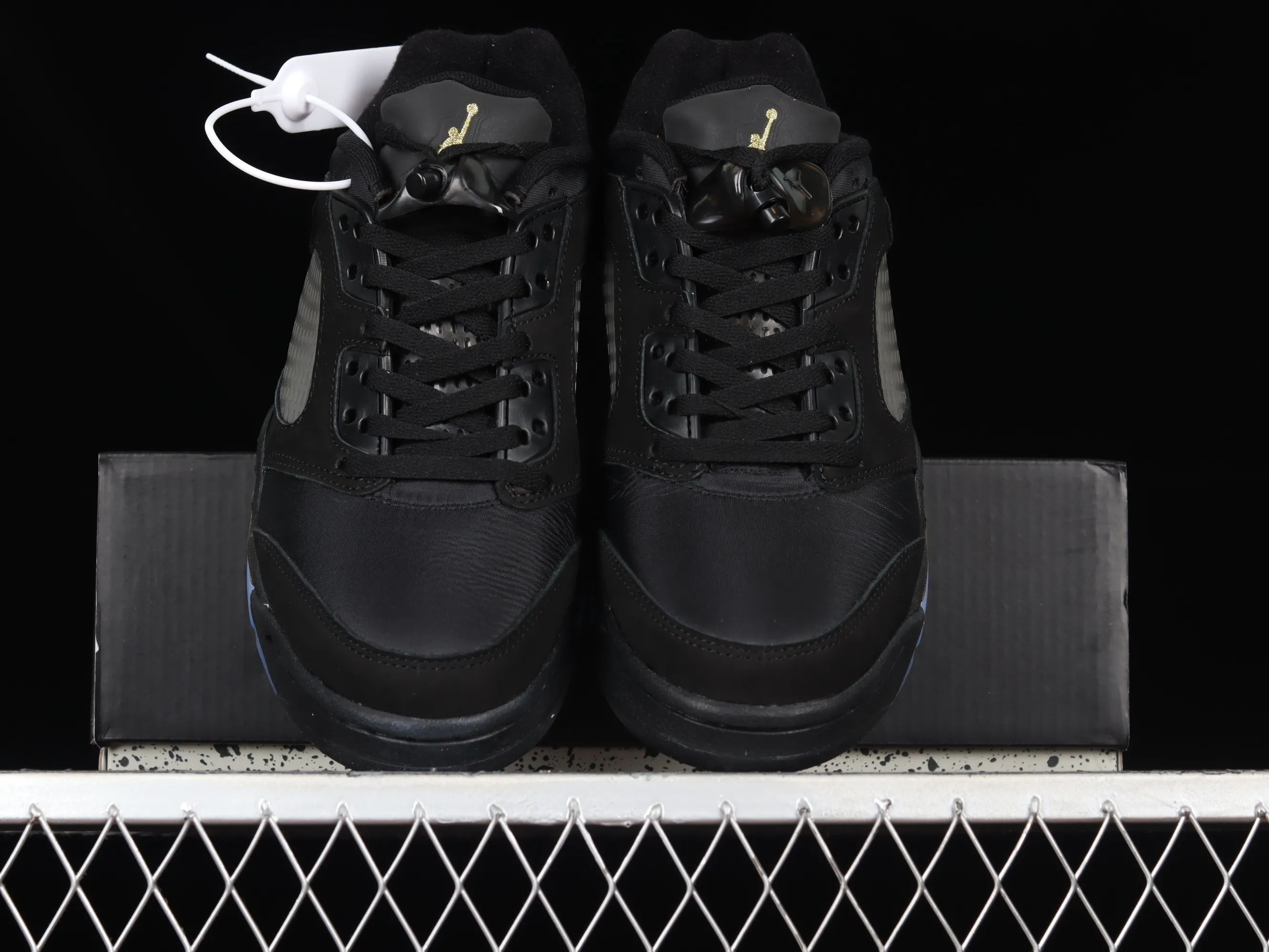 All categories Air Jordan Jordan series basketball shoes Air Jordan 5 Air Jordan 5 Low "Wings" AJ5 Joe 5 black gold cloth low-top basketball shoes DJ1094-001
